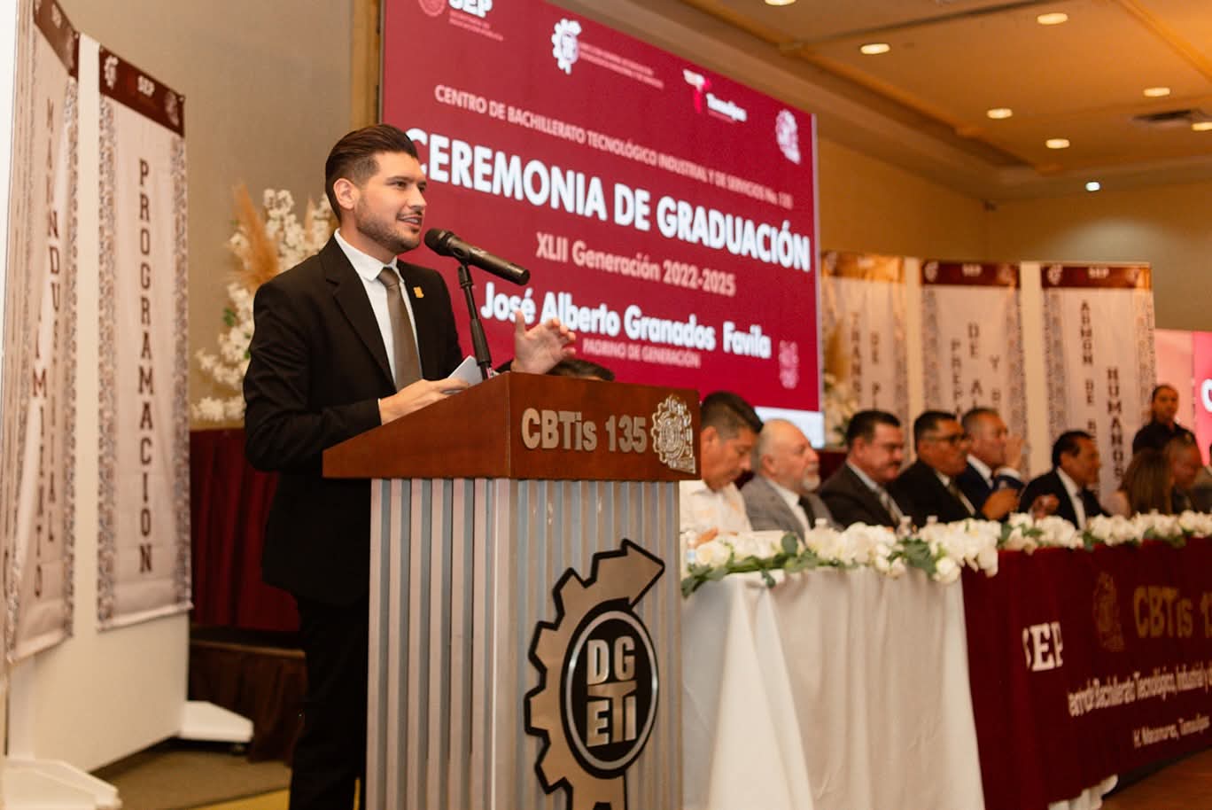 El alcalde Beto Granados apadrina a los alumnos del CBTis 135 en sus dos turnos 1 689a3466 5b29 471d 846f de88d1e2eb8a