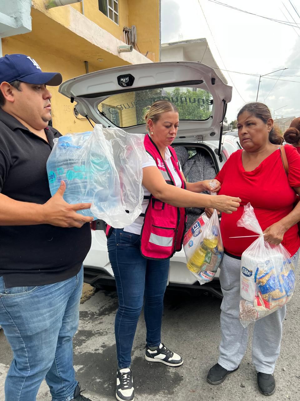 Apoya Santa Catarina a familias afectadas por incendio 1 7eb88ae8 c0f7 42b7 af26 83619dd90fdf 1