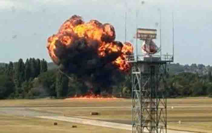 Se estrella avioneta en aeropuerto London Southend (VIDEO) 1 AVIONETA 1