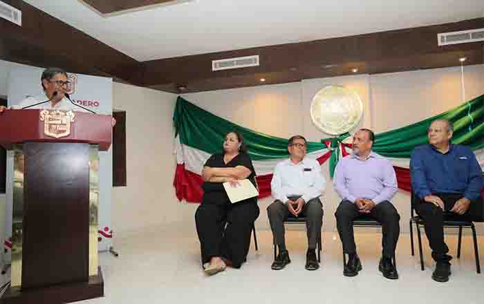 Erasmo González refrenda compromiso con la rendición de cuentas 1 MADERO 2 1