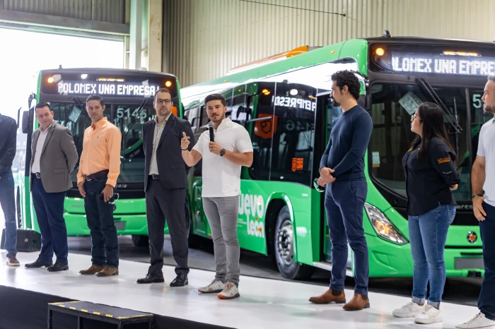 SUPERVISA GOBERNADOR PRODUCCIÓN DE UNIDADES DE TRANSPORTE VOLVO- MARCOPOLO HECHAS EN NL 03