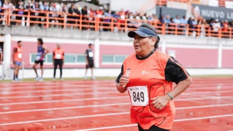 Guadalupe en el podio de la Olimpiada de las Personas Adultas Mayores 4 WhatsApp Image 2025 07 04 at 2.29.15 PM700