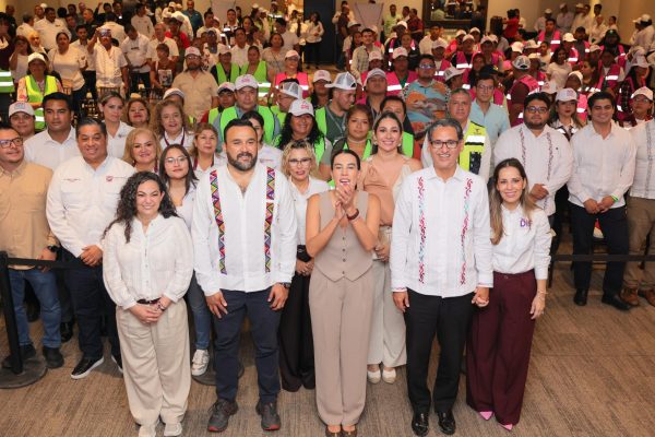 Reconoce Erasmo el apoyo de Turismo Federal y Estatal para un Plan de Ordenamiento en Miramar 1 WhatsApp Image 2025 07 10 at 4.09.12 PM scaled e1752186232899