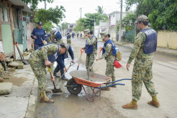 Garantiza Mónica Villarreal mantener apoyo a familias afectadas por contingencia 1 WhatsApp Image 2025 07 11 at 7.31.15 PM scaled e1752284269556