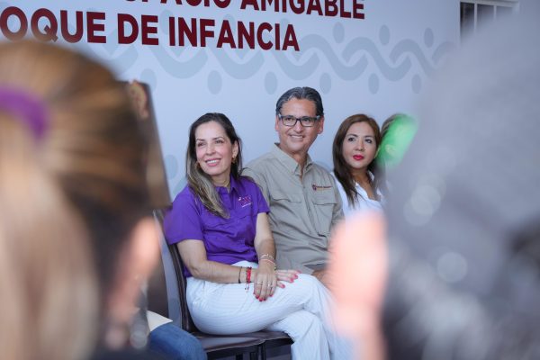 Erasmo y Dunia abren 'Espacio Amigable' para niñas, niños y adolescentes en la Lienzo Charro 2 WhatsApp Image 2025 07 21 at 8.54.43 PM scaled e1753154982638