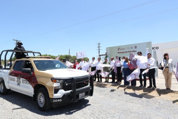 Entrega gobernador de Tamaulipas nuevos vehículos para seguridad pública 1 WhatsApp Image 2025 07 24 at 5.55.07 PM e1753401648705
