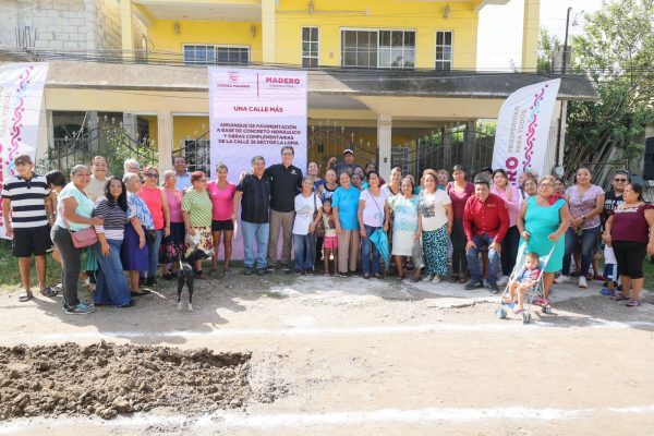 Erasmo sigue cumpliendo compromisos; 4 obras más de pavimentación 1 WhatsApp Image 2025 07 29 at 10.30.48 PM 1 e1753850018866