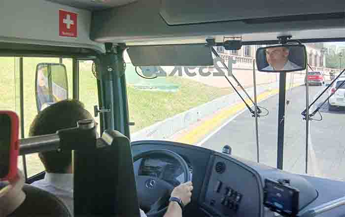Presenta Adrián la Regio Ruta con capacidad para 77 mil traslados 1 adrian