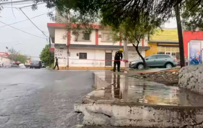 Lluvia causa cierres viales y encharcamientos en Santa Catarina 2 asdfs
