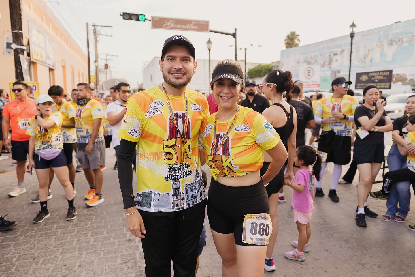 Premia Beto Granados a ganadores de la carrera 5K y 1K en las Fiestas Patronales de la Catedral 2 cc1054e6 54bc 483b 93be cf84eb9edf28