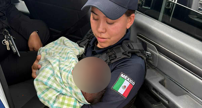 Policías salvan a bebé de morir calcinado en Escobedo 2 521558192 800401445972858 1952601711976647622 n
