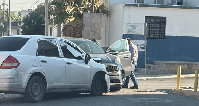 Caos vial y daños deja un choque múltiple en Reynosa 3 532391953 671524209149267 5735884048938516379 n