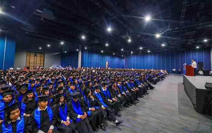 Celebra Universidad Tamaulipeca graduación histórica 3 GRADUACION 2