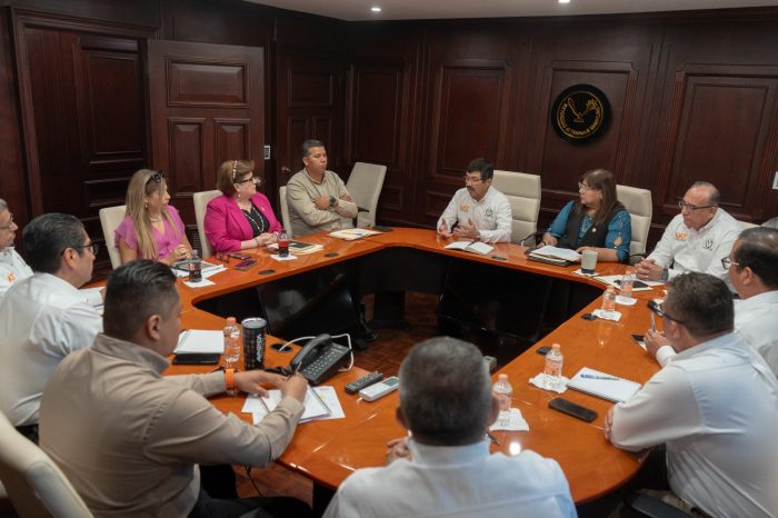 Llama rector a su gabinete a redoblar esfuerzos 1 WhatsApp Image 2025 08 04 at 3.27.14 PM 1 e1754343140747