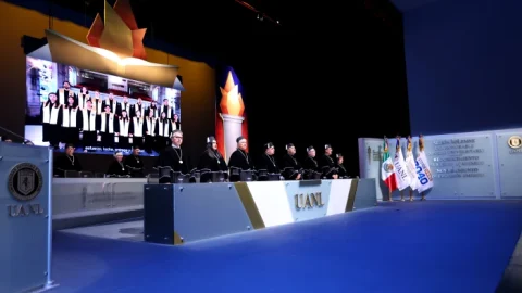 Reconoce UANL mérito académico de egresados de preparatoria y facultad 5 0E9A6060700
