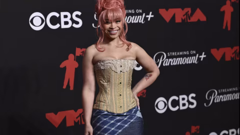 Famosos llegan a la alfombra roja de los MTV Video Music Awards 2025 4 mtv5