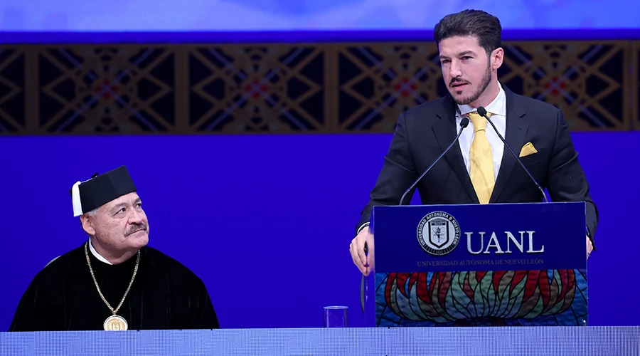 UANL seguirá siendo motor de desarrollo en México: Santos Guzmán 2 0E9A4139