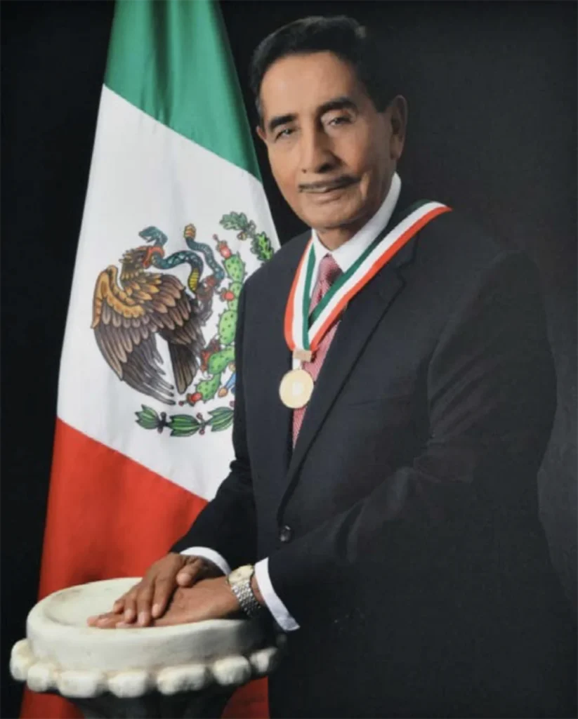 Homenajean a Gumersindo Guerrero García, fundador del COBAT 07 3 552956771 705725781974600 224870323387513251 n