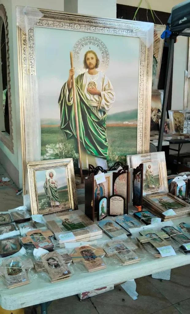 Fiestas religiosas, esperanza para comerciantes ambulantes 5 553180661 1063342689140947 8793506050900683628 n