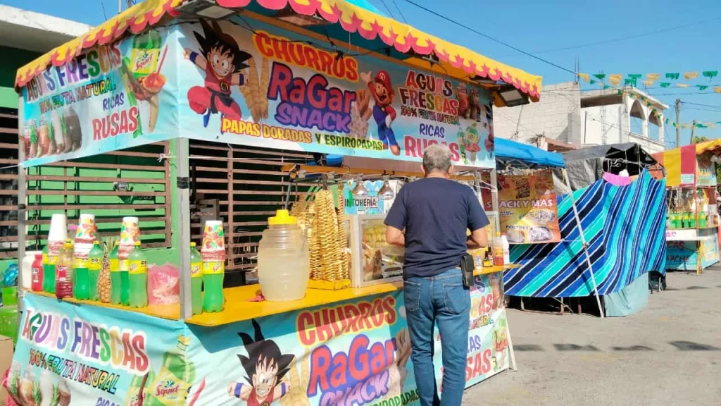 Fiestas religiosas, esperanza para comerciantes ambulantes 6 566618330 776962398671275 8454792529600012480 n