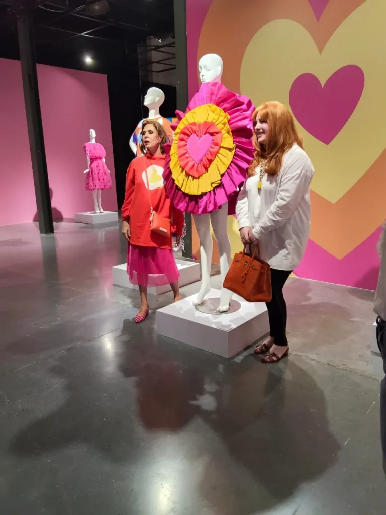 Llega a Monterrey la obra de Agatha Ruiz De La Prada 3 569916340 1131324935794356 6243234119622438952 n