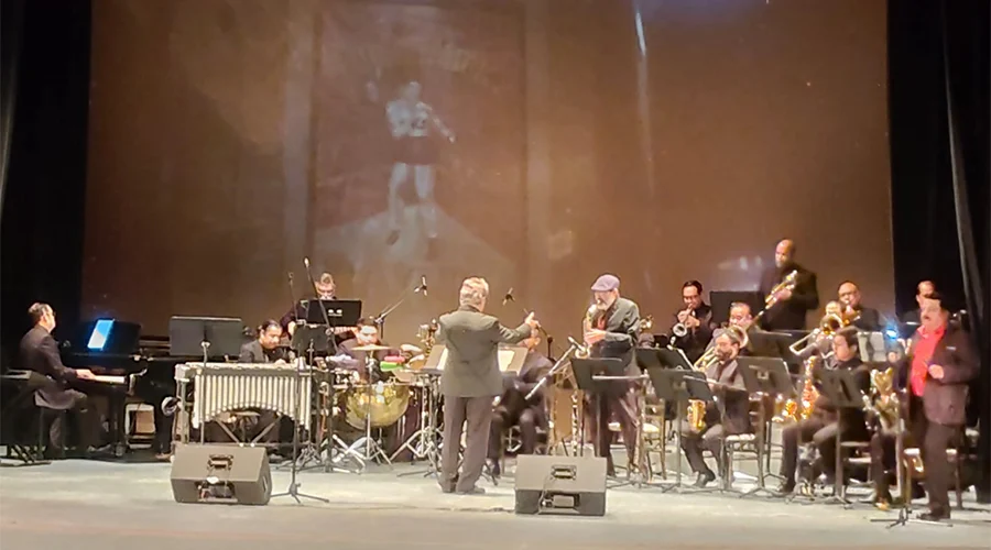 Ofrece Big Band de la UANL una noche llena de ritmo y nostalgia 1 BIG BAND 2