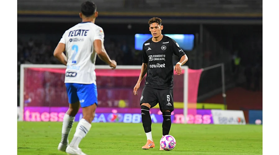 Cae Rayados 2-0 ante Cruz Azul previo al Clásico Regio 5 CHIQUETE