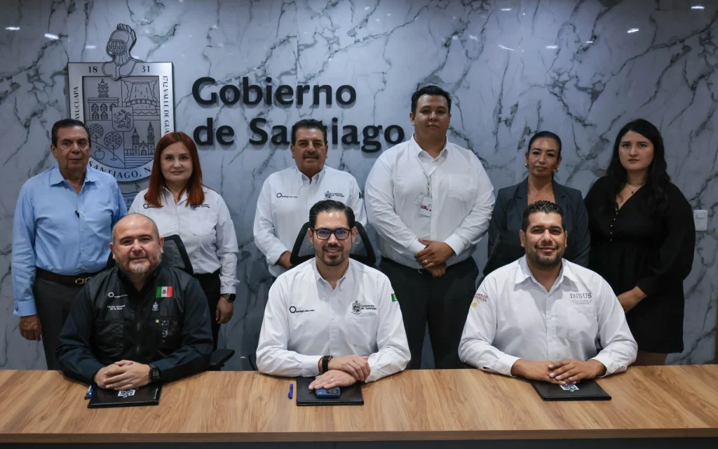 Gobierno de David de la Peña e INSUS firman convenio 1 e3b497fa 7916 417a 9003 4d7031c47154