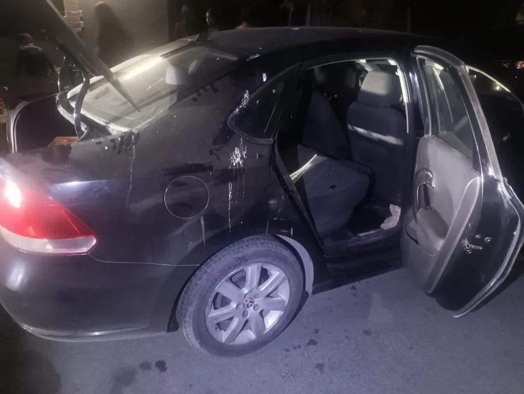 Llevaban dos cajas fuertes en cajuela de auto; logran escapar 1 557693373 1365693018516805 4673599794621905090 n