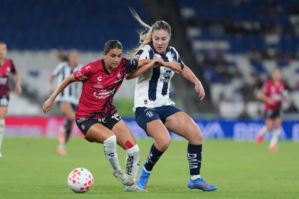 Cierra Rayadas con agónica victoria; sigue América en cuartos 4 566640715 2023501811733841 4646175098423852039 n