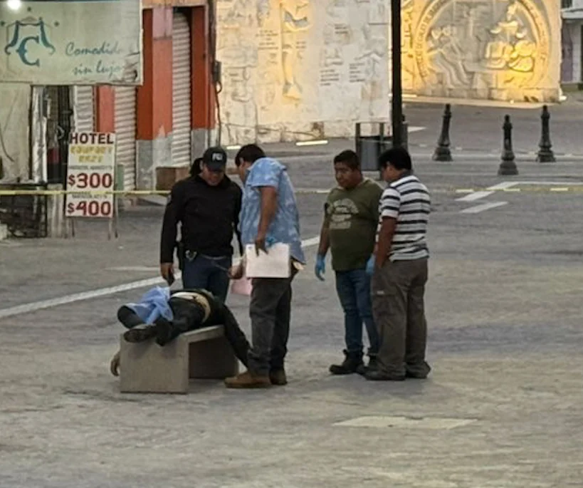 Localizan a hombre sin vida sobre una banca 1 575230993 719806881135406 6156220591671543171 n