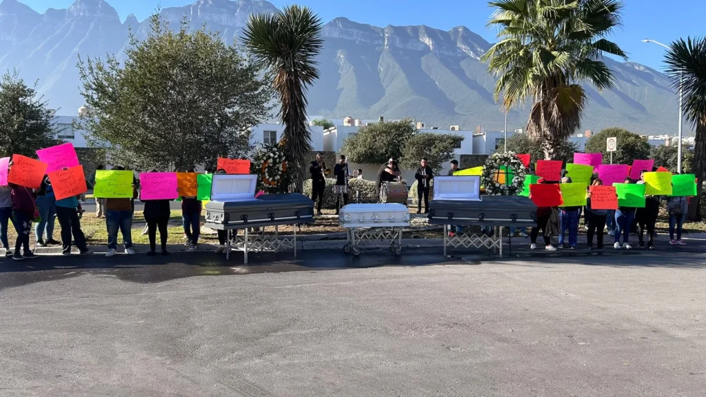 Vuelven a protestar contra Primero Seguros; ahora en Cumbres 1 575514959 1357219932779256 3271220476417019184 n