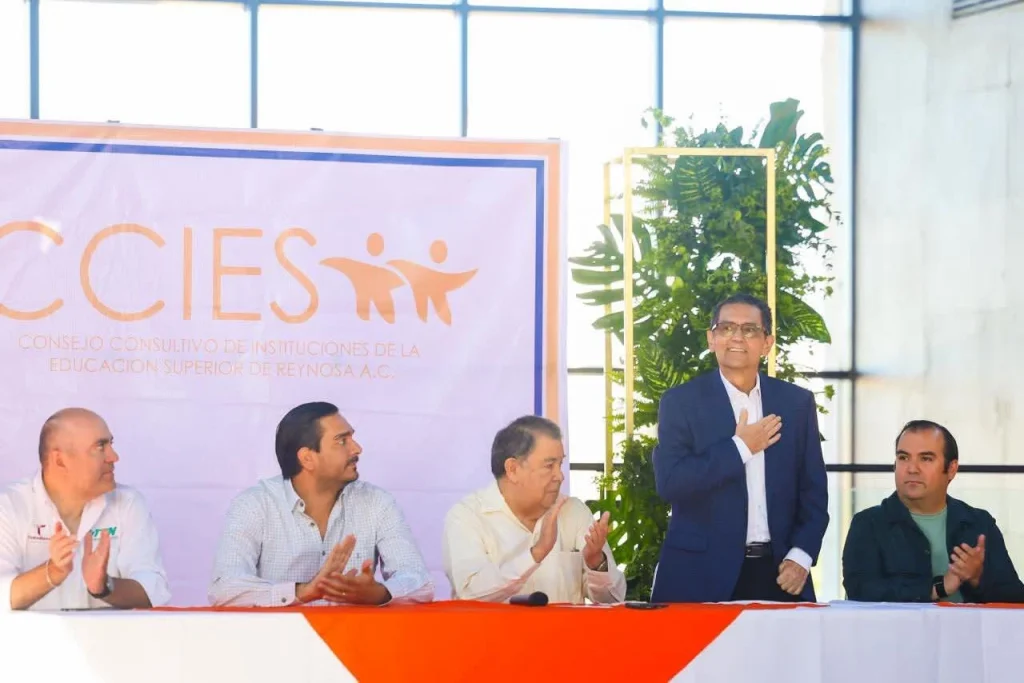 Acude alcalde Carlos Peña a homenaje a Rosendo Martínez Gómez 3 577147563 698837676605059 9141430958972070174 n