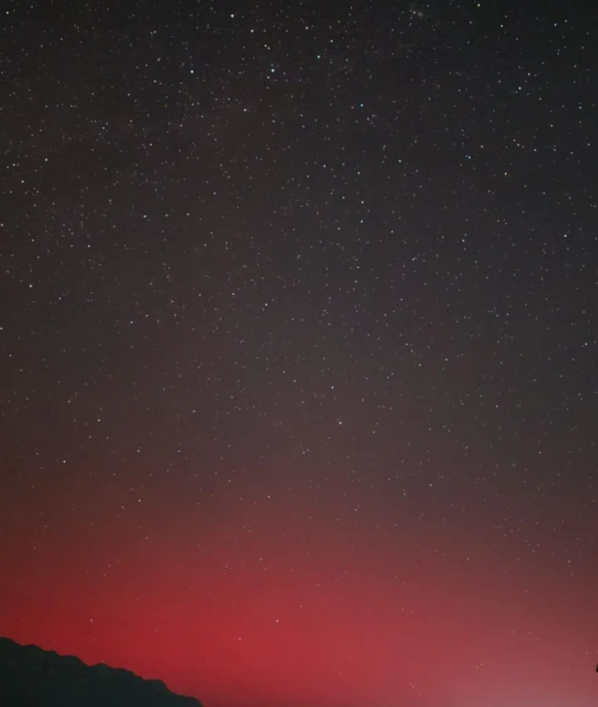 Sorprende aurora boreal en el cielo de Nuevo León 4 581802076 703799752325339 163855971353597079 n