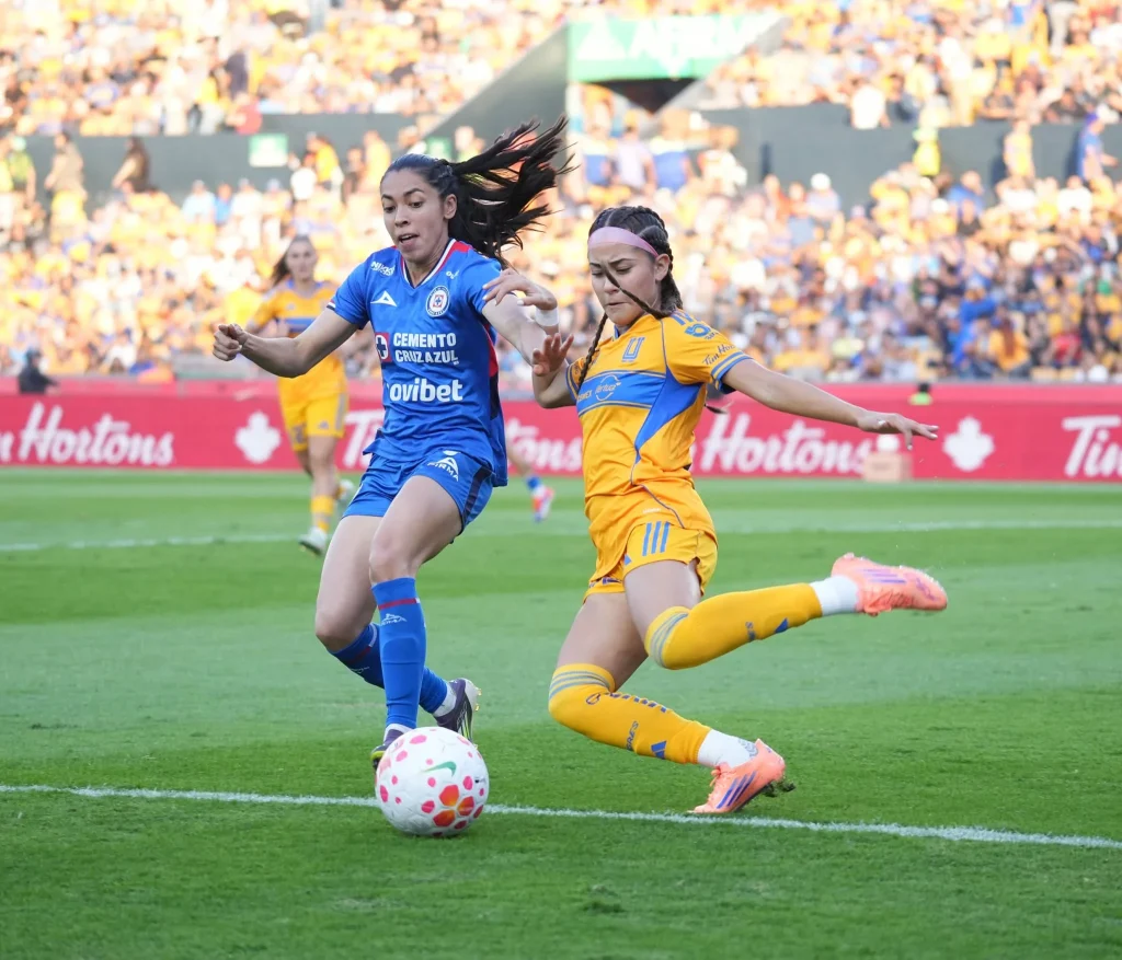 Tigres Femenil vence a Cruz Azul y está en la final 5 582031301 714427844520353 1997877845685539436 n