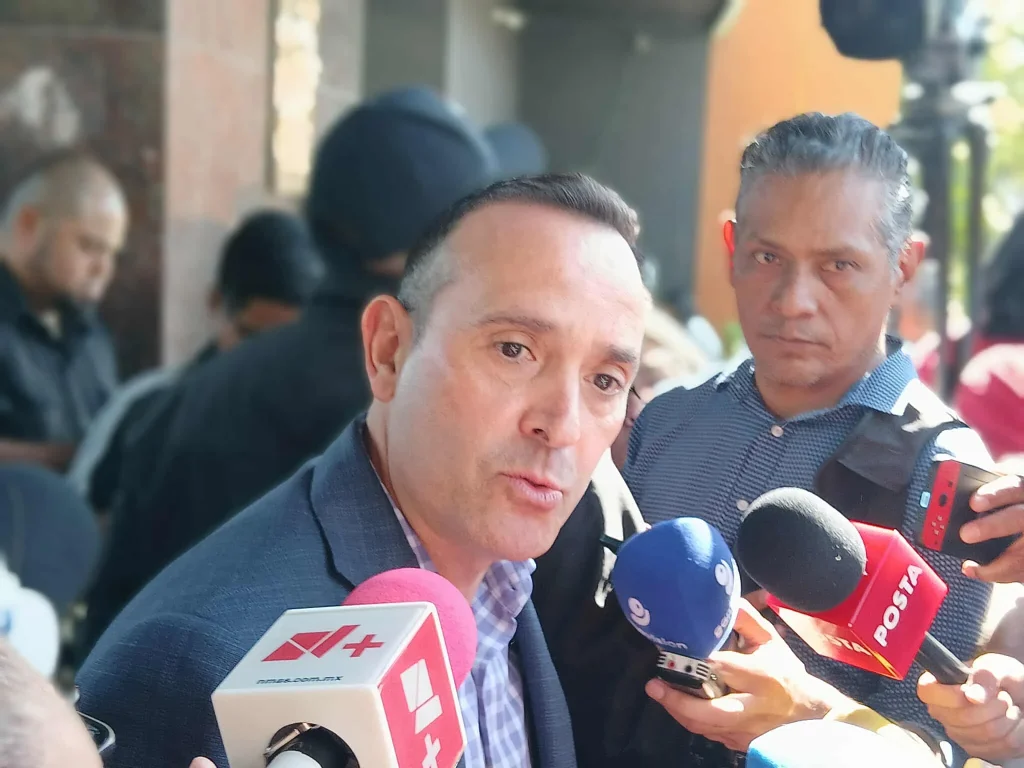 Propone Gobierno de NL deuda por 16 mil mdp; no convence a diputados 2 582035552 1147200057567277 7270728215503848658 n