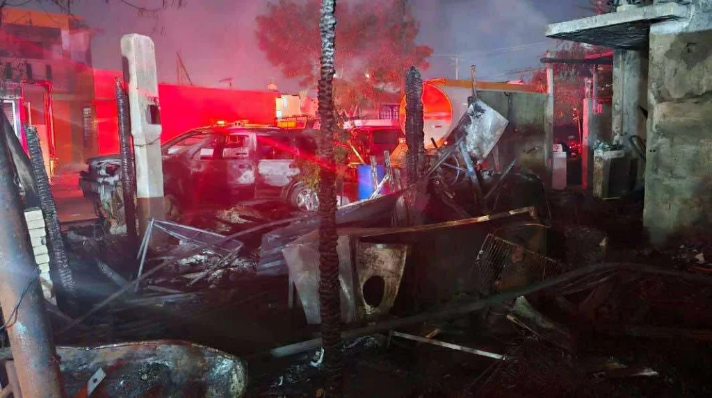 Hombre muere calcinado por incendio en vivienda de Pesquería 5 582042916 2974581082742362 7386064930042374638 n