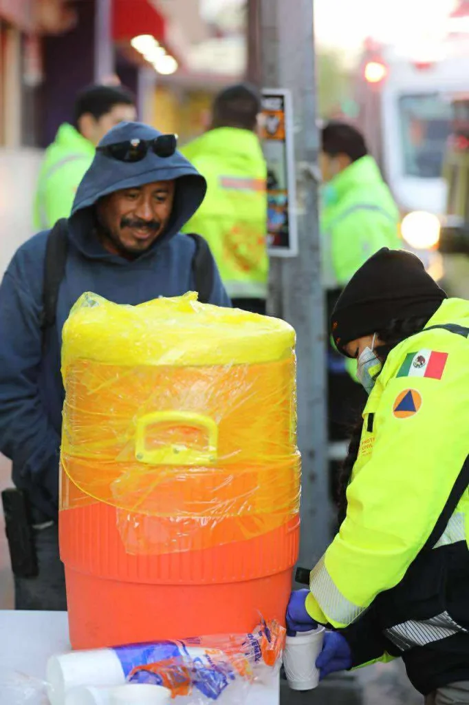 Implementan Operativo Carrusel por bajas temperaturas 1 582058591 2101302810664749 372850367671101425 n