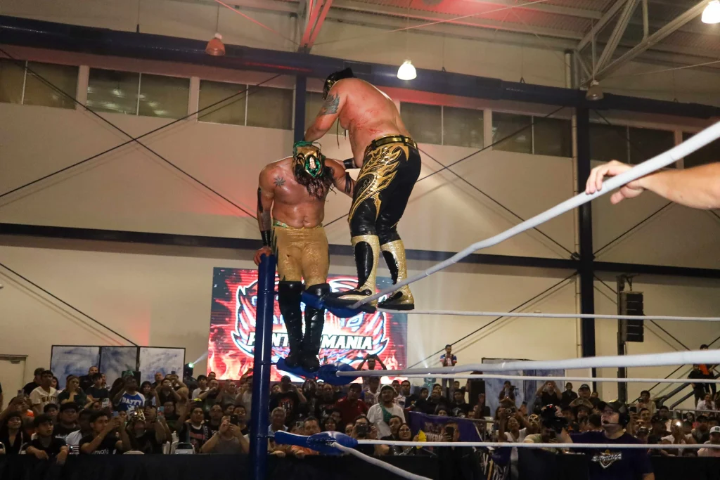Laredo Kid se lleva la máscara de Imagen Dos en Reynosa 4 582072976 1145662284283838 4699492566542992321 n