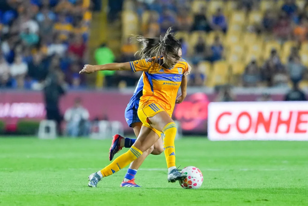 Tigres Femenil vence a Cruz Azul y está en la final 8 582120051 877393074949428 4387371657933327521 n