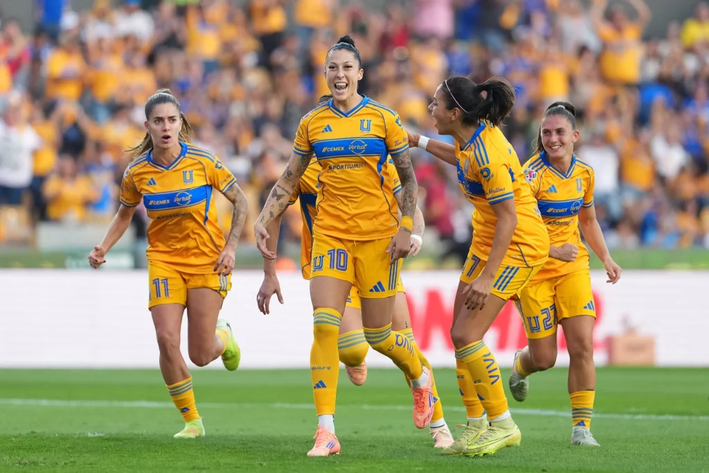 Tigres Femenil vence a Cruz Azul y está en la final 10 582251101 1581255779735008 2852003325938384556 n