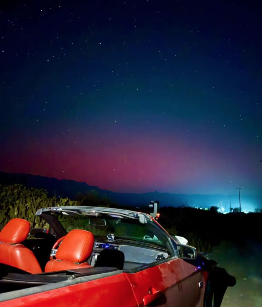 Sorprende aurora boreal en el cielo de Nuevo León 1 582260882 1375911374127053 7405093889747680080 n