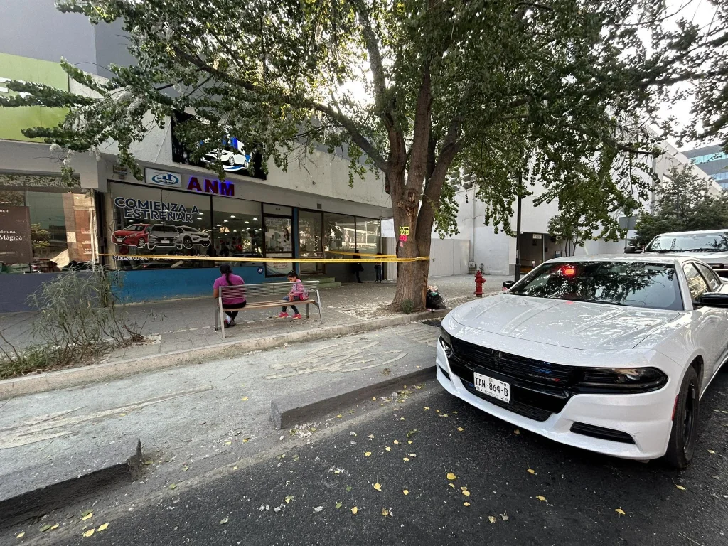 Realizan cateos en centro de Monterrey por presunto fraude inmobiliario 4 582281671 857276426750892 1732734264699304068 n