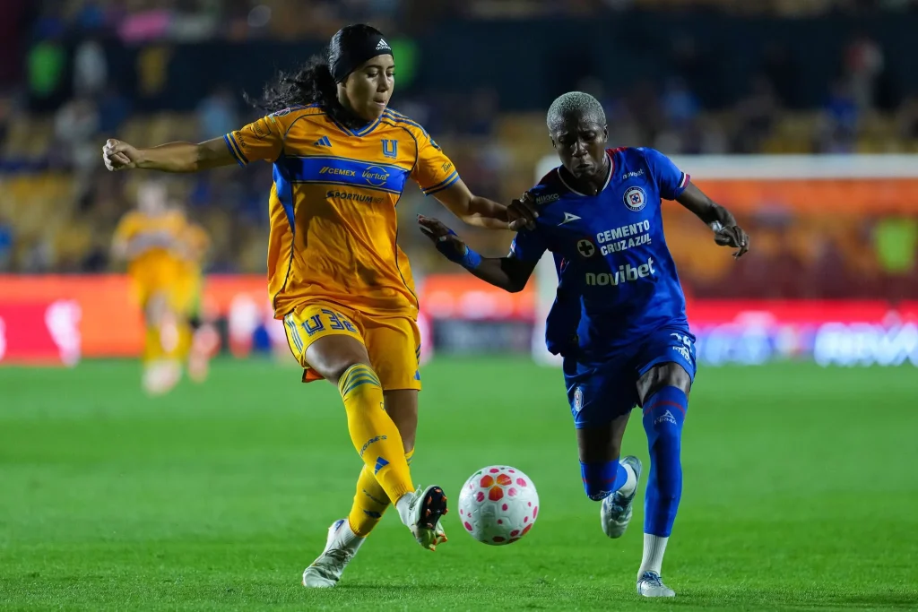 Tigres Femenil vence a Cruz Azul y está en la final 21 582590018 4277724659169553 8973358457353914614 n