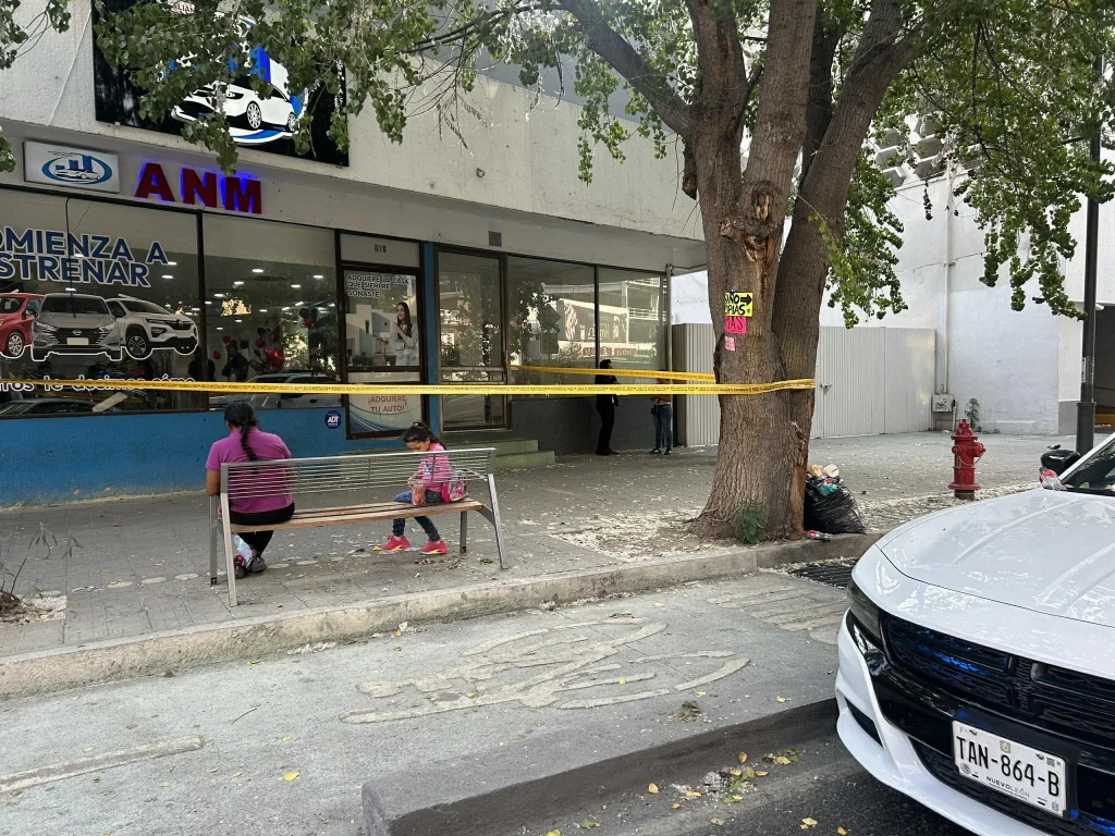 Realizan cateos en centro de Monterrey por presunto fraude inmobiliario 1 582604819 1150514367156325 3494637128567789500 n