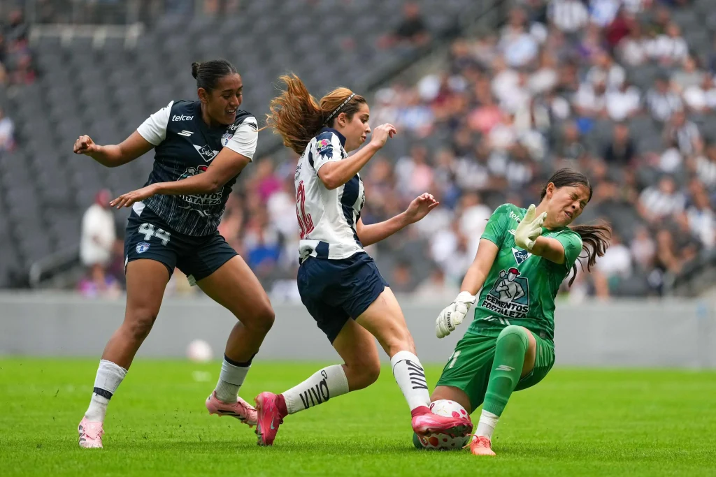 Pierde Rayadas Sub-19 2-1 en la final de ida 7 582667209 604245972752186 6805214914337990932 n