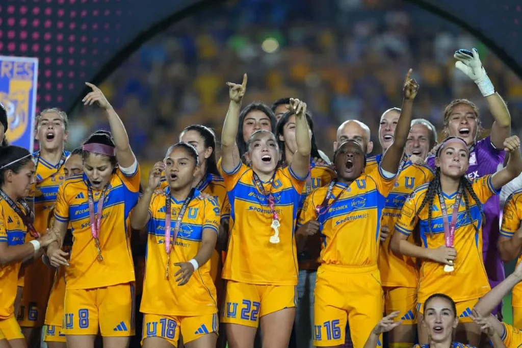 ¡Tigres Femenil campeonas por séptima ocasión! 1 584371745 835898209190976 3817740900028623988 n