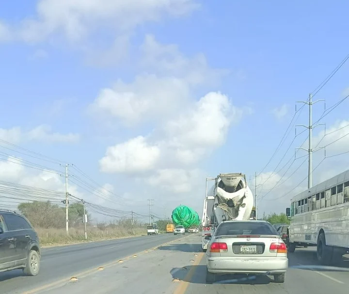 Traslado de calderas reduce la circulación en accesos de Reynosa 3 585885476 26210910805164790 2857769790612295458 n