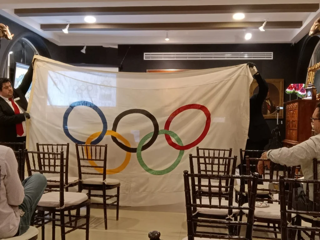Realizan con éxito subasta de artículos históricos en Casa Gimau 1 588621142 1585605489521584 6341870399005913460 n