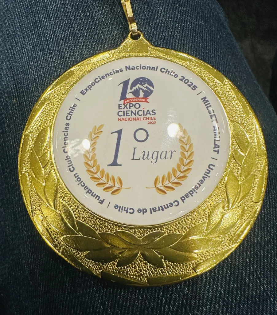Reynosense obtiene primer lugar en ExpoCiencias Chile 2025 1 590356121 25217649124510318 3250332435394822582 n